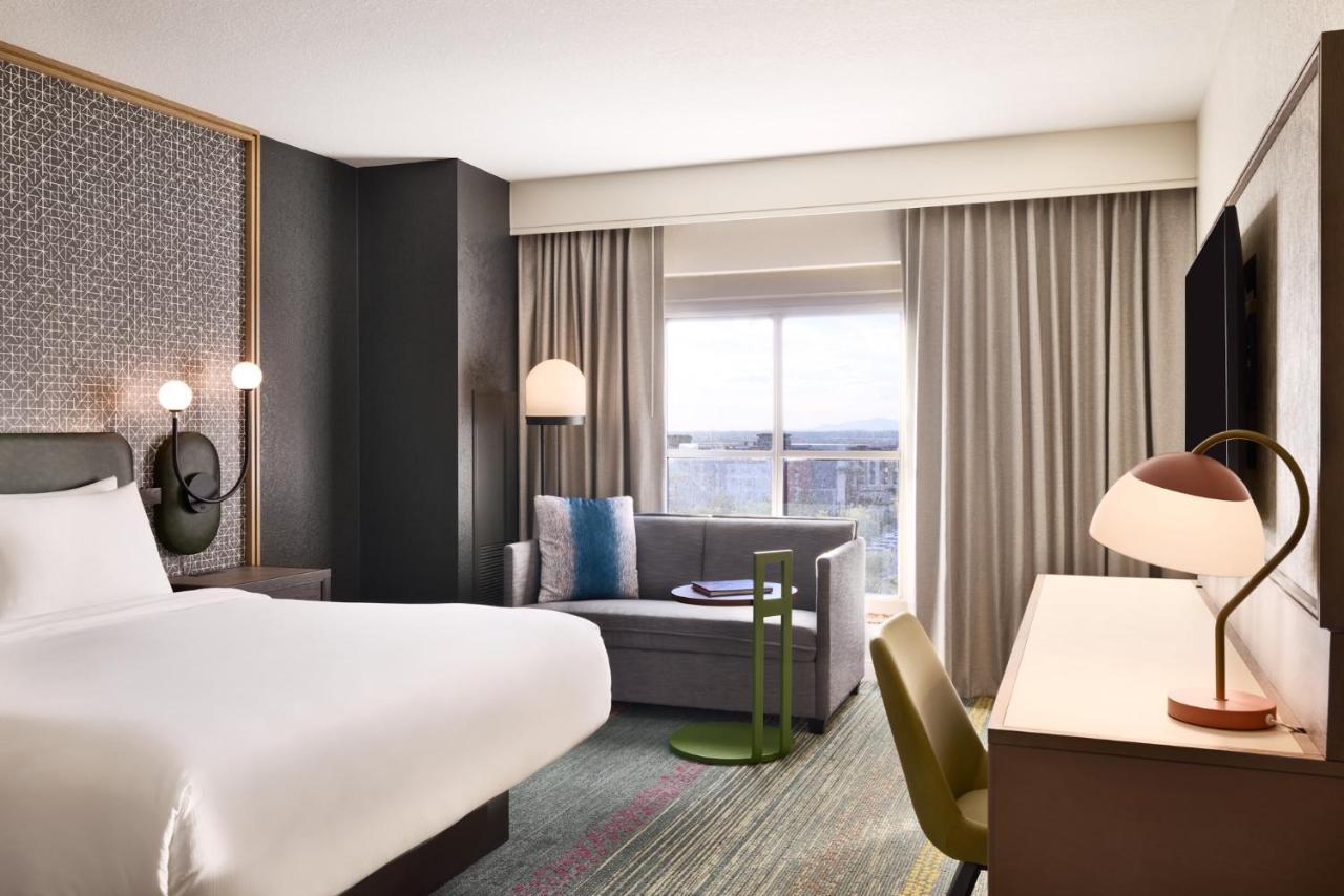 Renaissance Phoenix Glendale Hotel & Conference Center Екстериор снимка