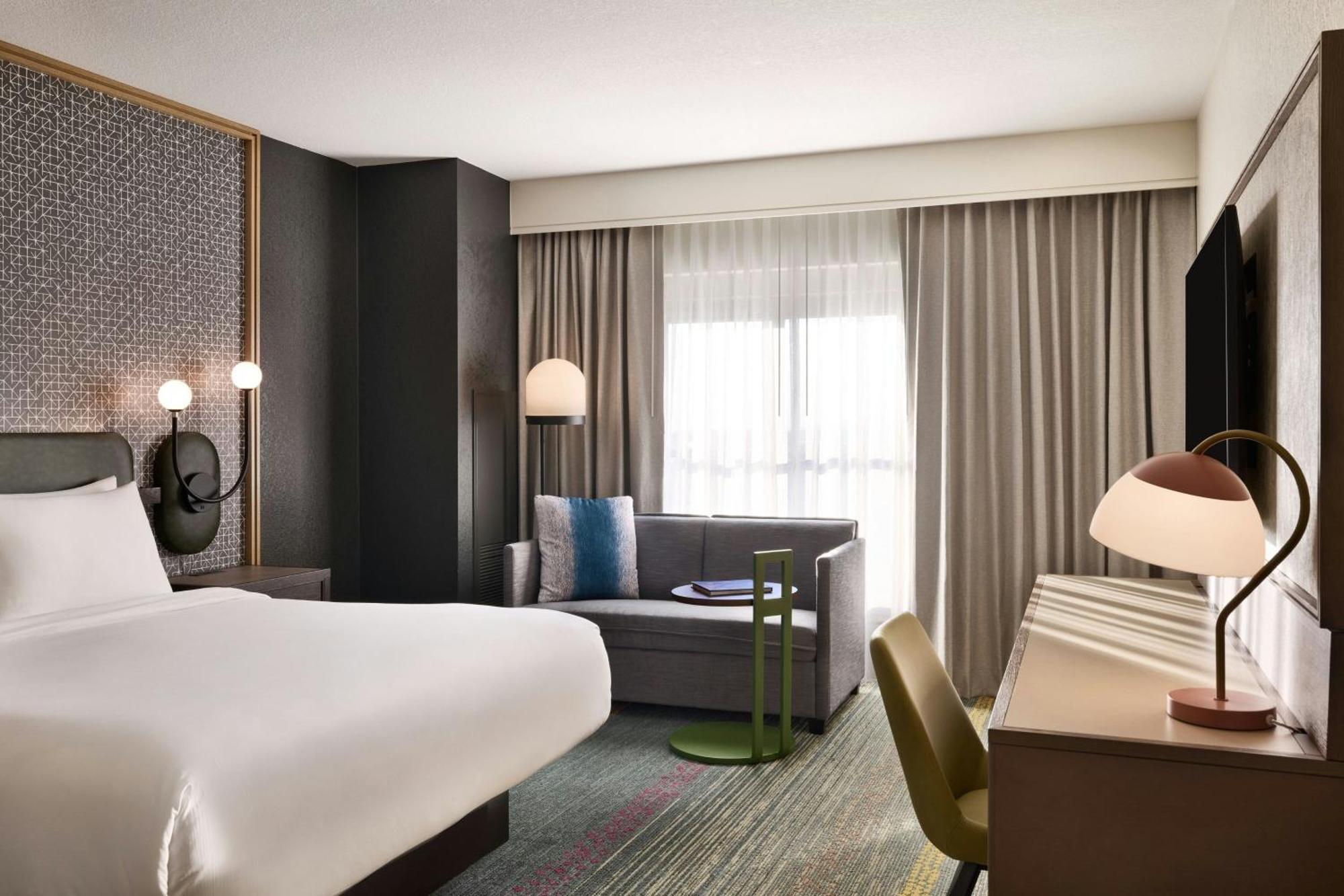 Renaissance Phoenix Glendale Hotel & Conference Center Екстериор снимка